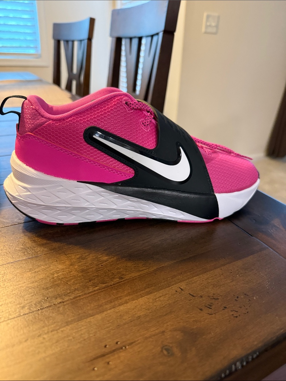 Nike Team Hustle D 12 GS Laser Fuchsia Pink Basketball Shoes Youth 6.5Y - Picture 3 of 13